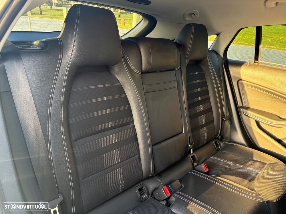 Mercedes-Benz CLA 180 d Shooting Brake Urban Aut. - 10