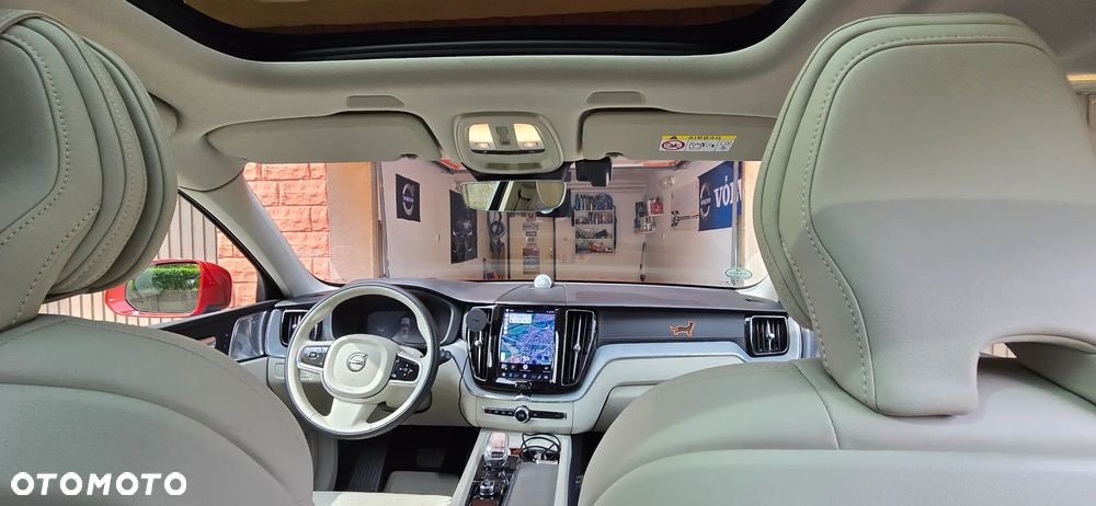 Volvo XC 60 T6 Plug-In Hybrid AWD Ultra Bright - 8