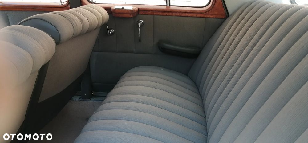 Mercedes-Benz Inny - 7