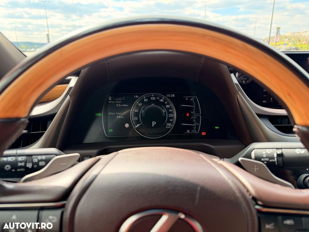 Lexus Seria ES 300h Luxury Line - 16