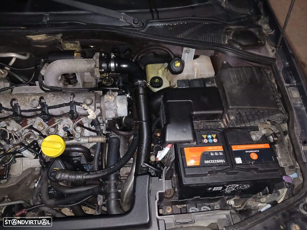 Renault Laguna Break 1.9 dCi Dynamique - 7