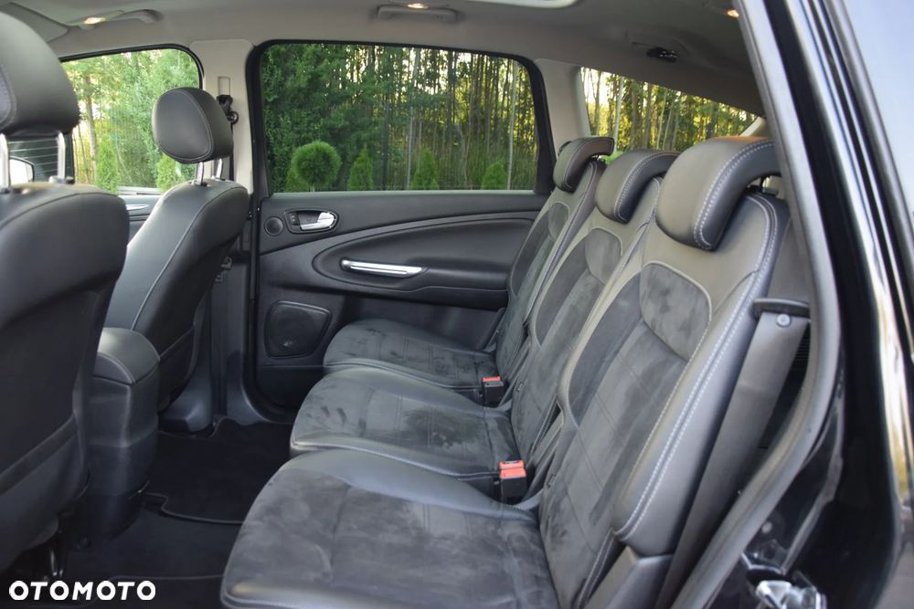 Ford S-Max 2.0 TDCi DPF Titanium - 31