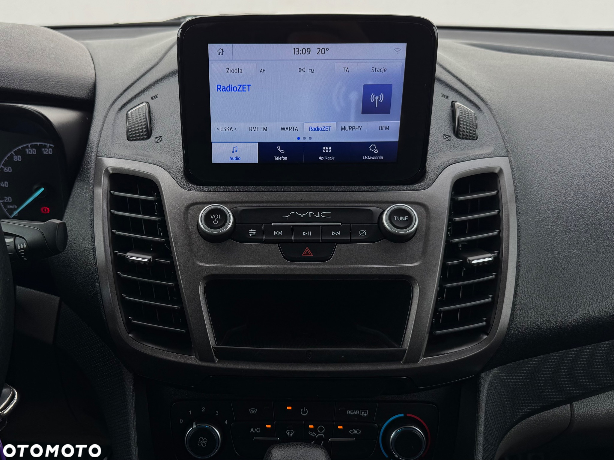 Ford Transit Connect 240 L2 Autm Trend - 19