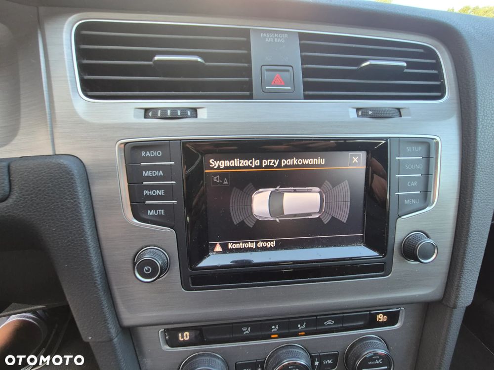Volkswagen Golf - 14