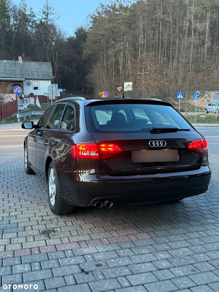 Audi A4 Avant 2.0 TDI DPF Attraction - 3