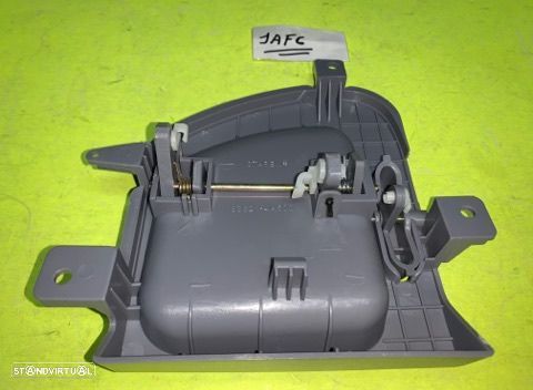 Puxador da porta de correr interior lado direito Hyundai H1 2008/2018 - 2