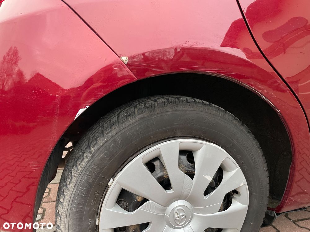 Toyota Yaris 1.5 VVT-i Comfort - 35