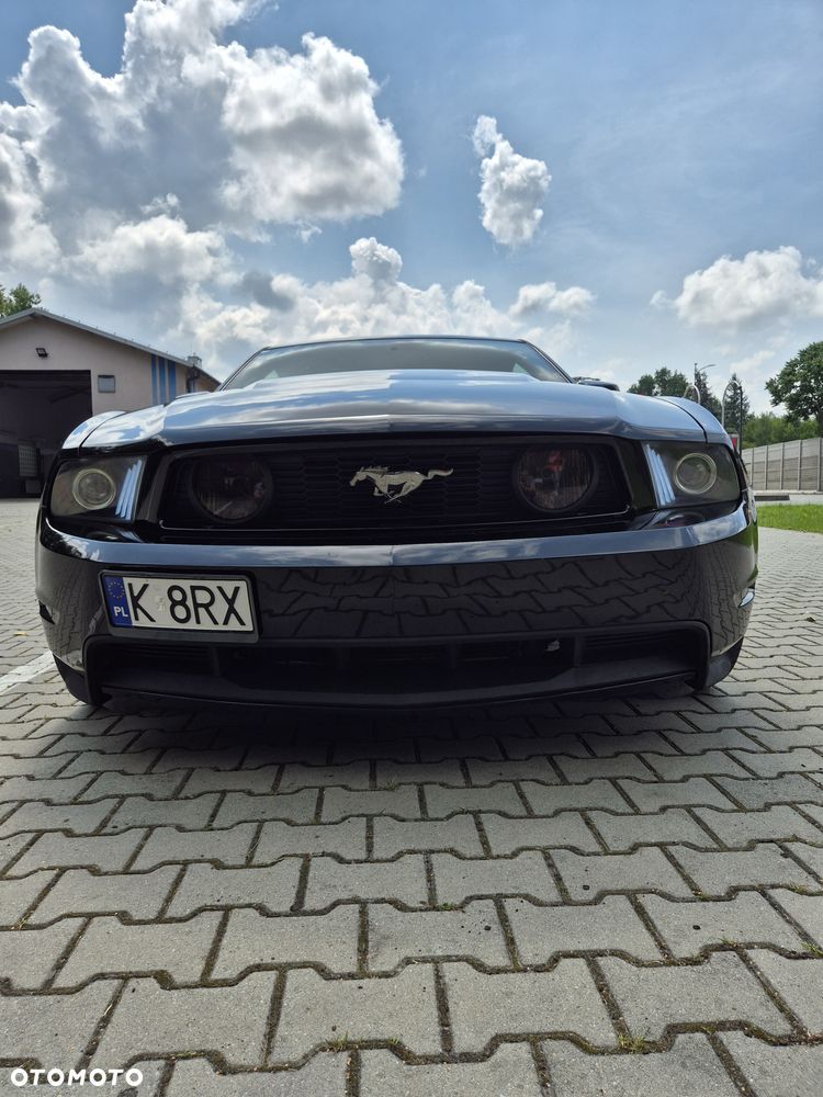 Ford Mustang - 1