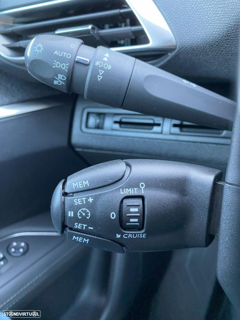 Peugeot 3008 1.5 BlueHDi Allure - 14