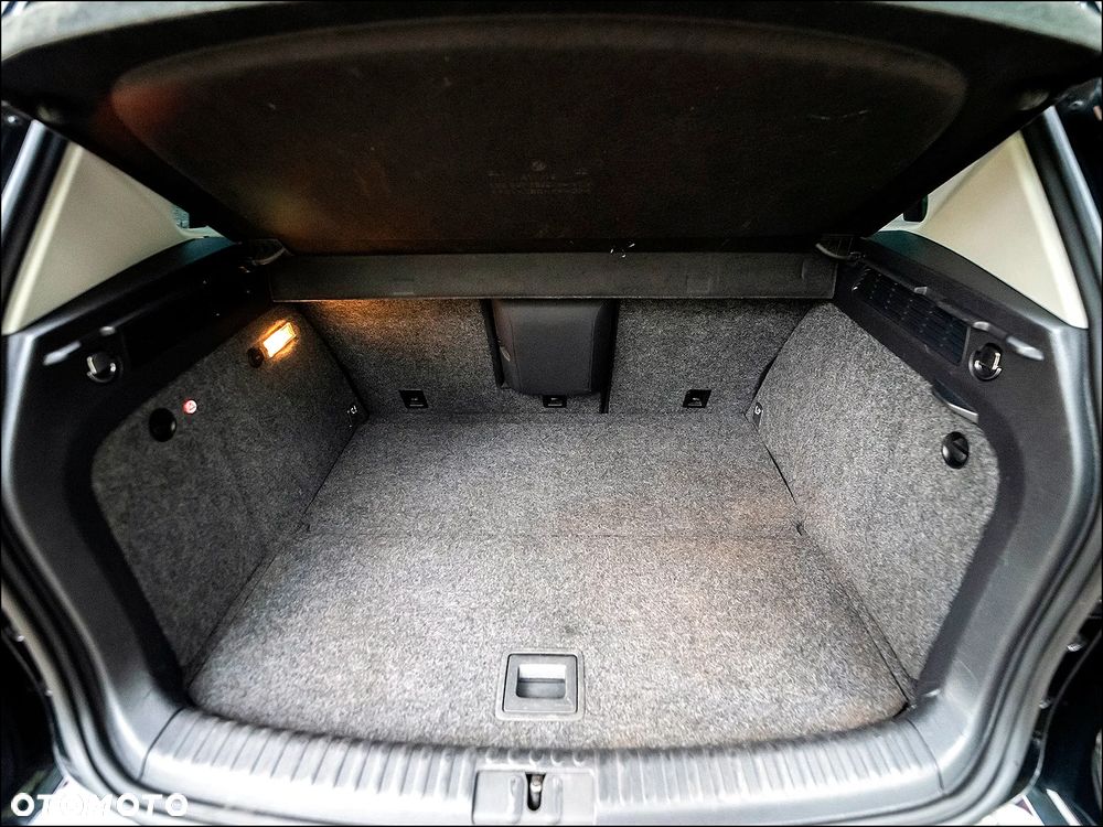 Volkswagen Tiguan - 38