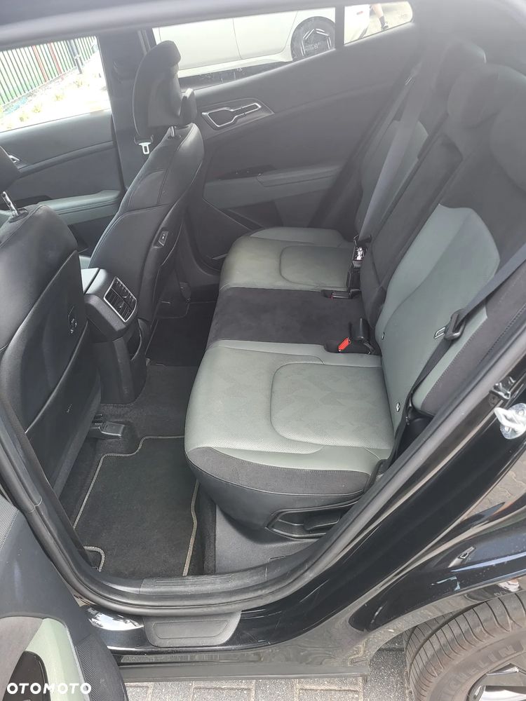 Kia Sportage 1.6 T-GDI MHEV Anniversary 4WD DCT - 31