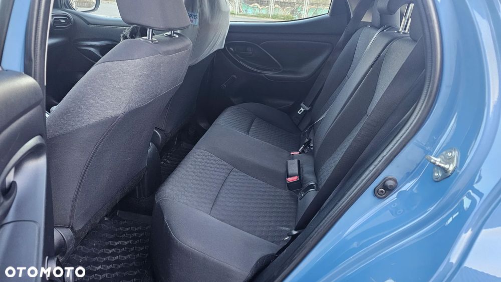 Toyota Yaris 1.5 Comfort - 21