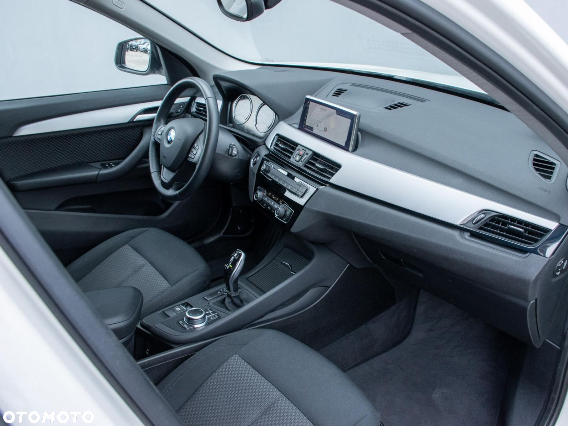 BMW X1 - 12