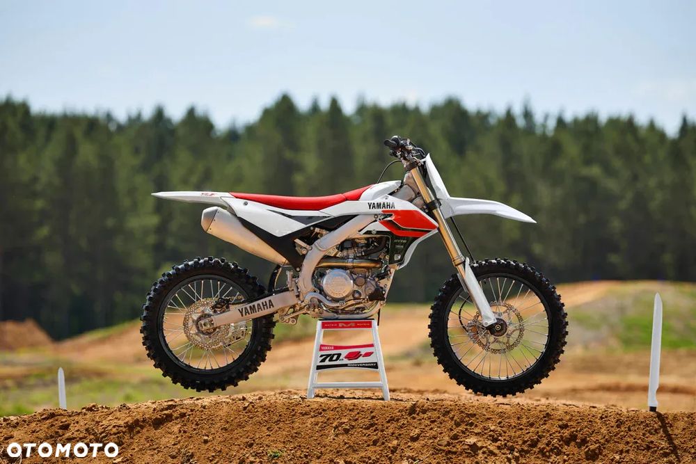 Yamaha YZ - 7