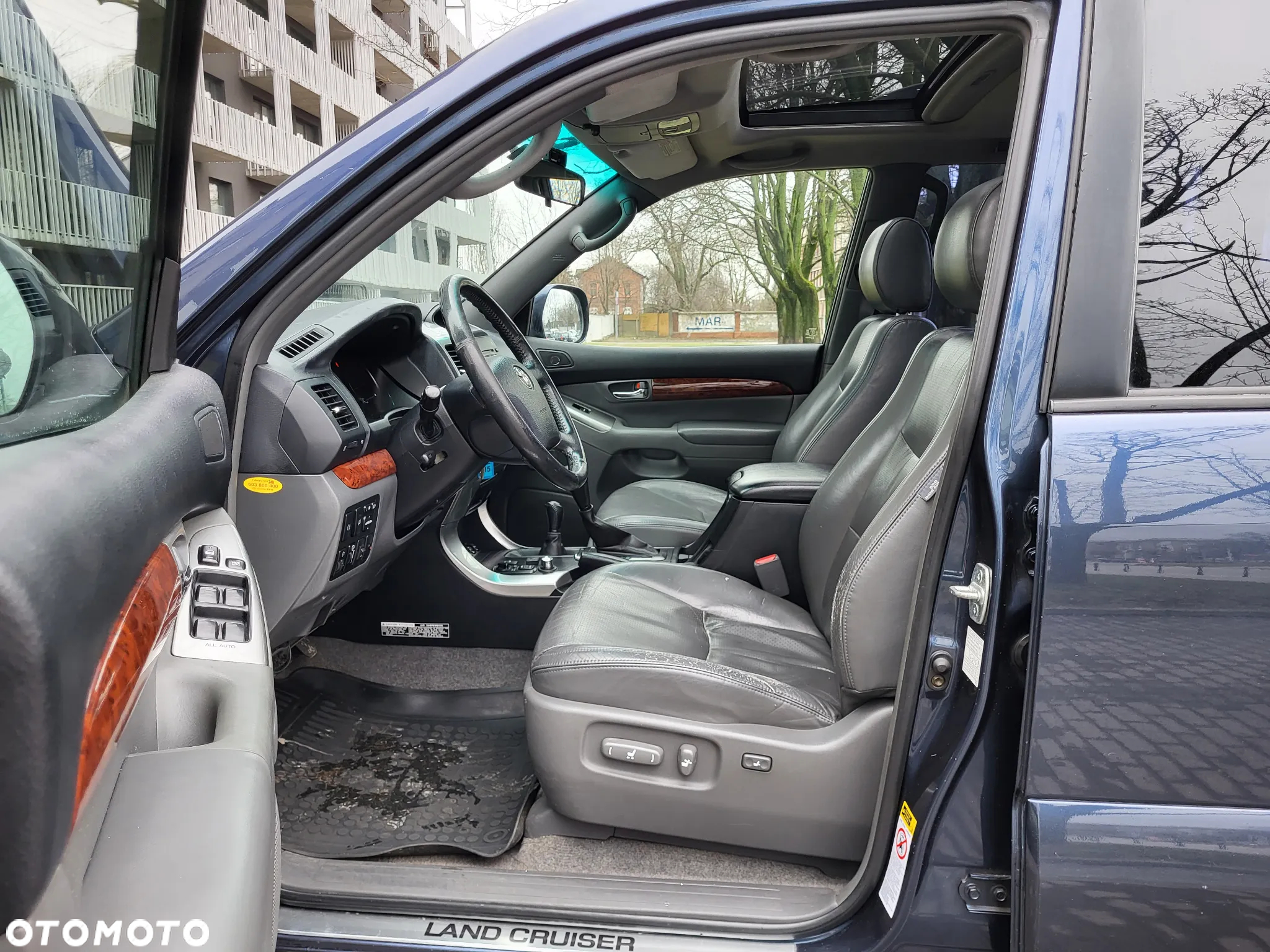 Toyota Land Cruiser 4.0 Sol