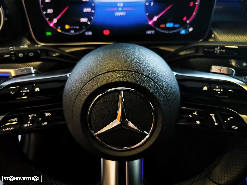 Mercedes-Benz C 300 d AMG Line - 28