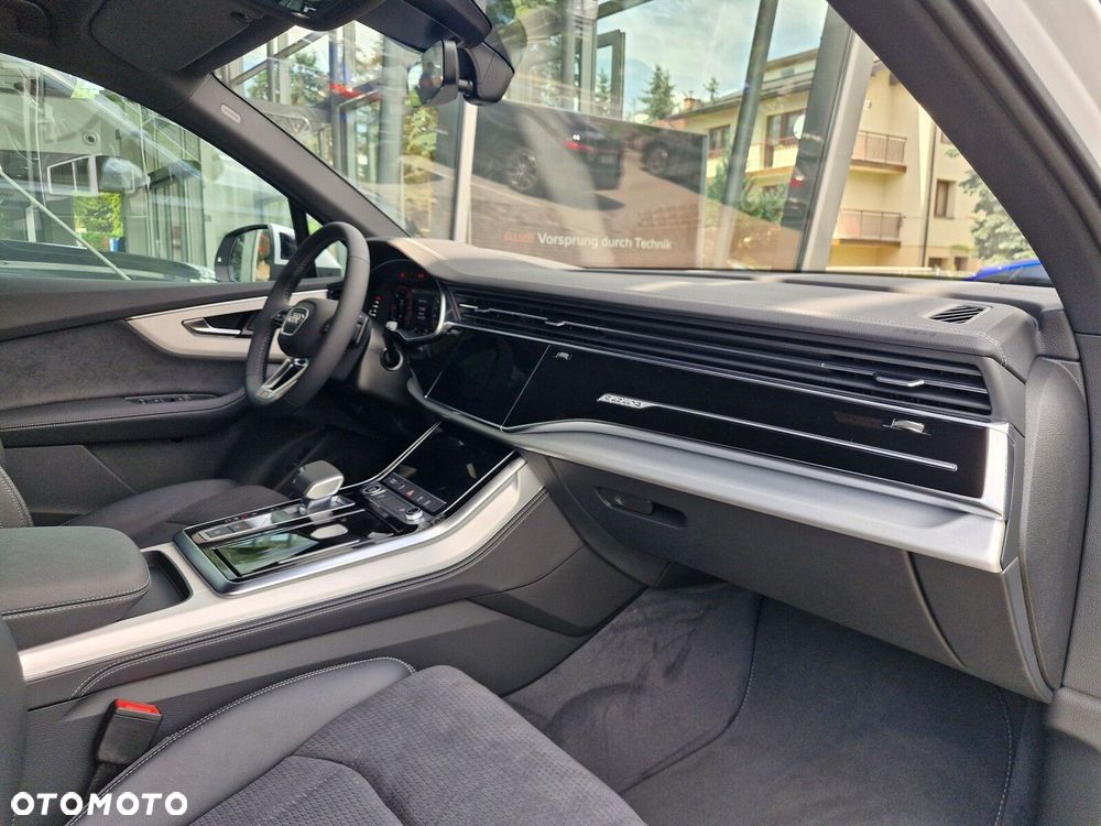 Audi Q7 - 13