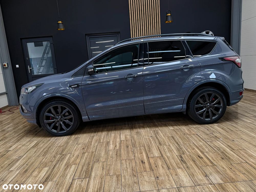 Ford Kuga 2.0 TDCi 2x4 ST-Line - 12