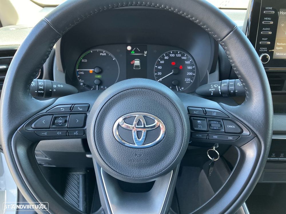 Toyota Yaris 1.5 HDF Comfort Plus - 9