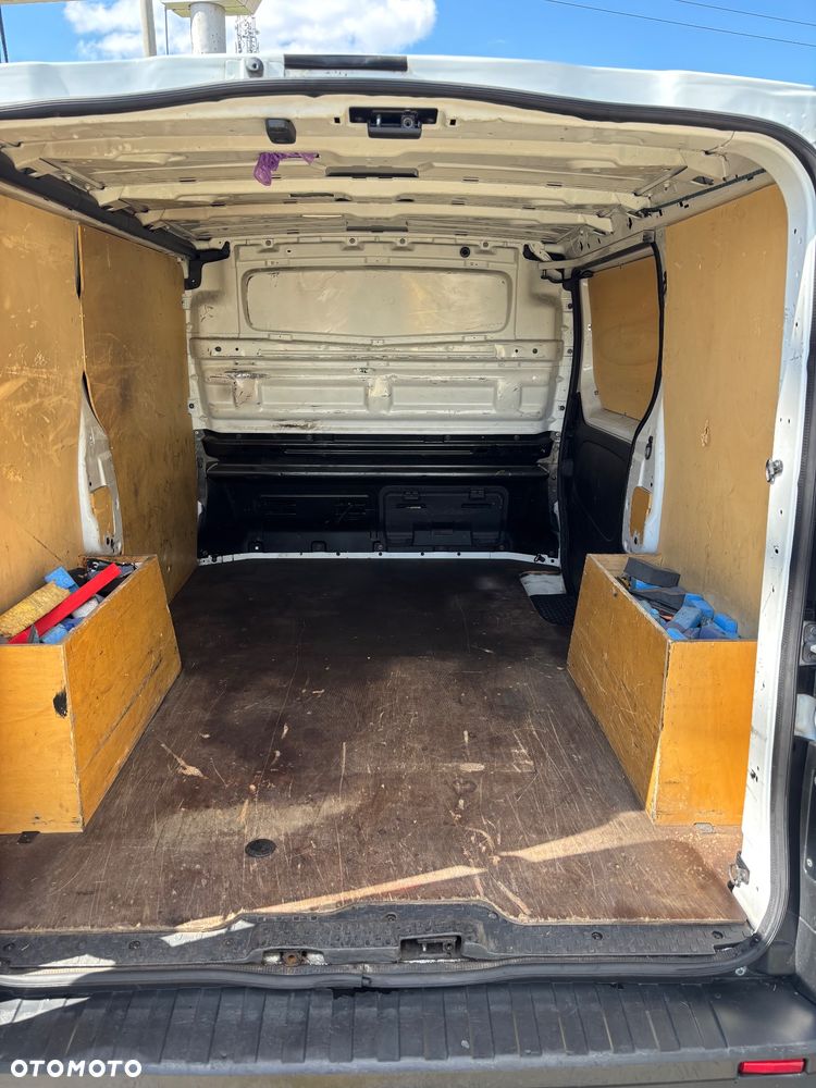 Renault Trafic - 10