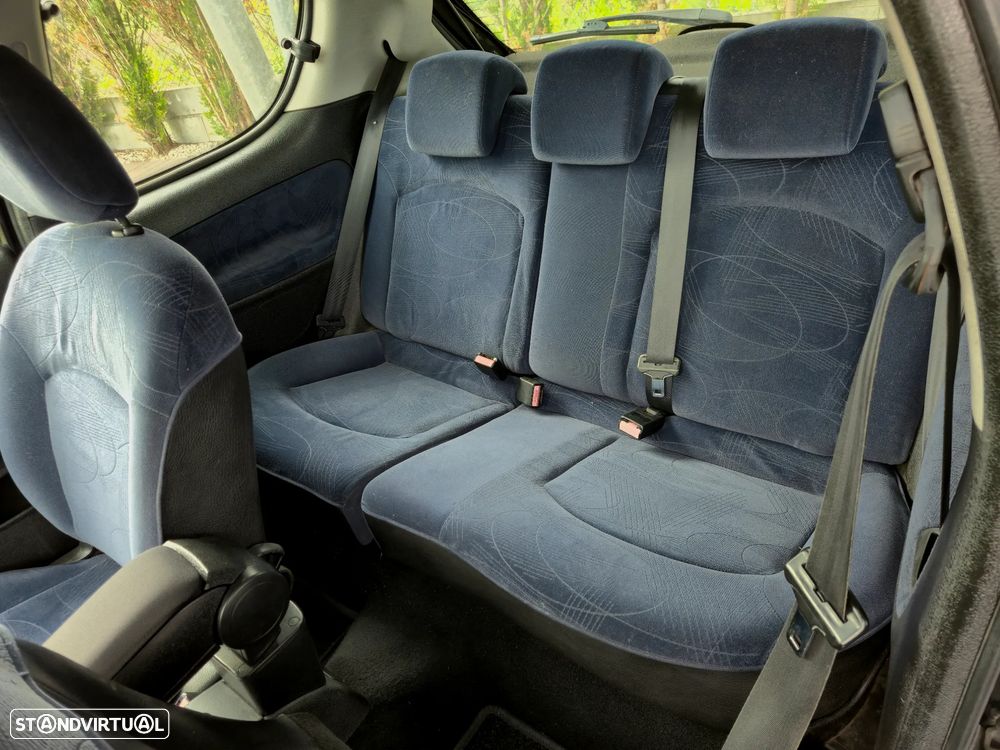 Peugeot 206 1.1 XT - 8