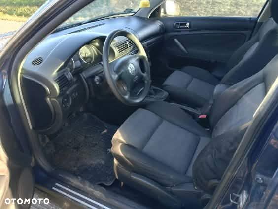 Volkswagen Passat 2002 photo 5