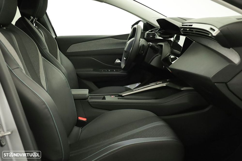 Peugeot 308 1.2 PureTech Allure EAT8 - 21