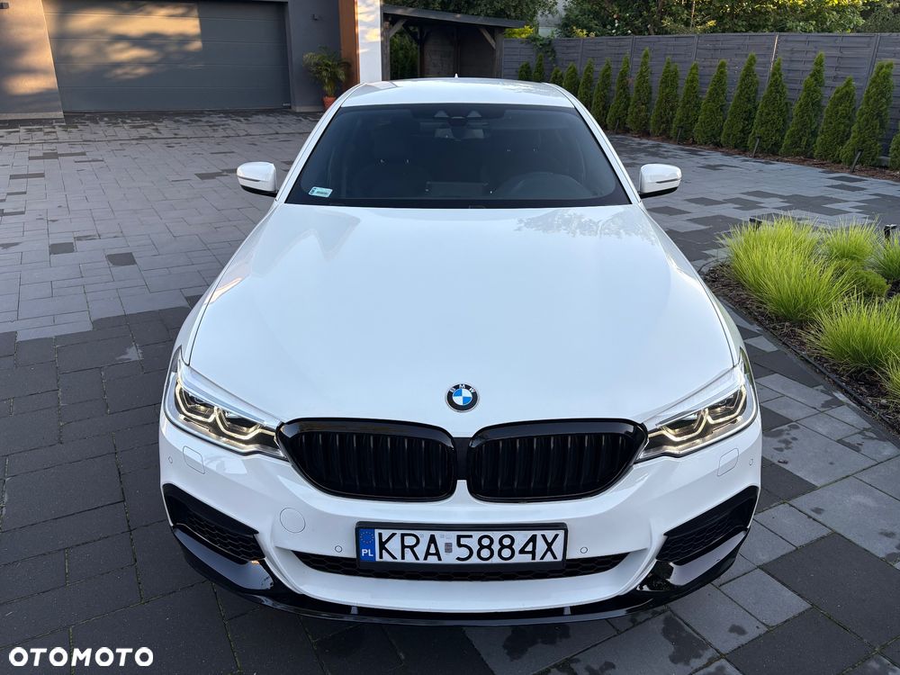 BMW Seria 5 530i xDrive M Sport sport - 2
