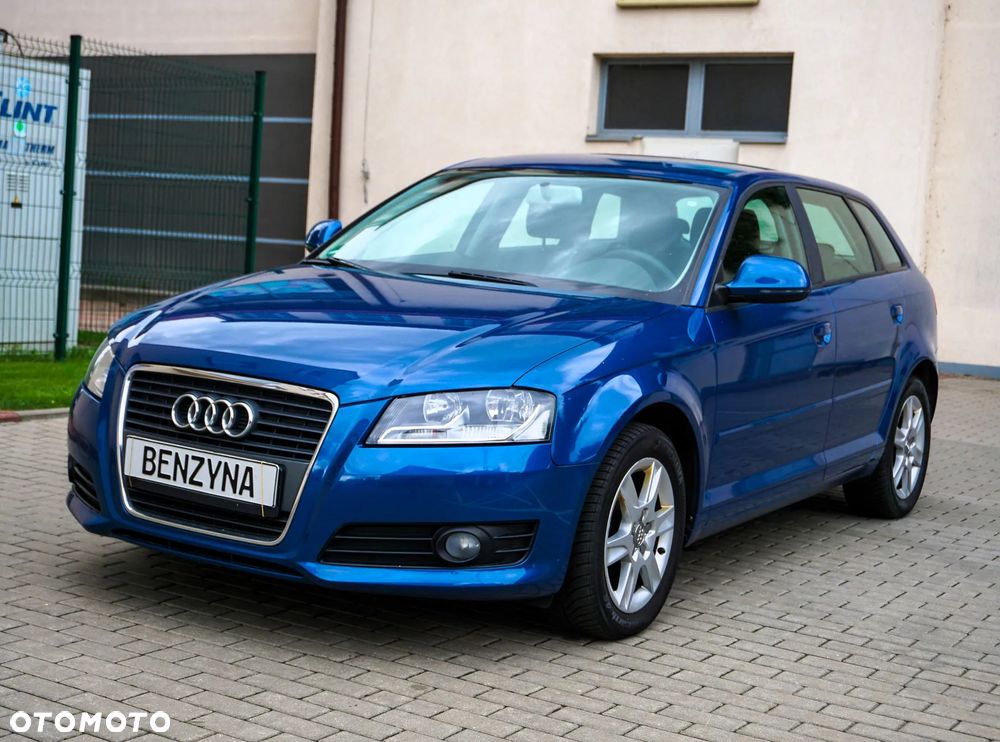 Audi A3 Sportback 1.6 S tronic Ambiente - 17