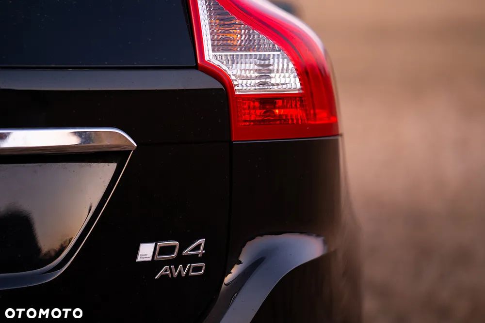 Volvo XC 60 D4 AWD Ocean Race - 23