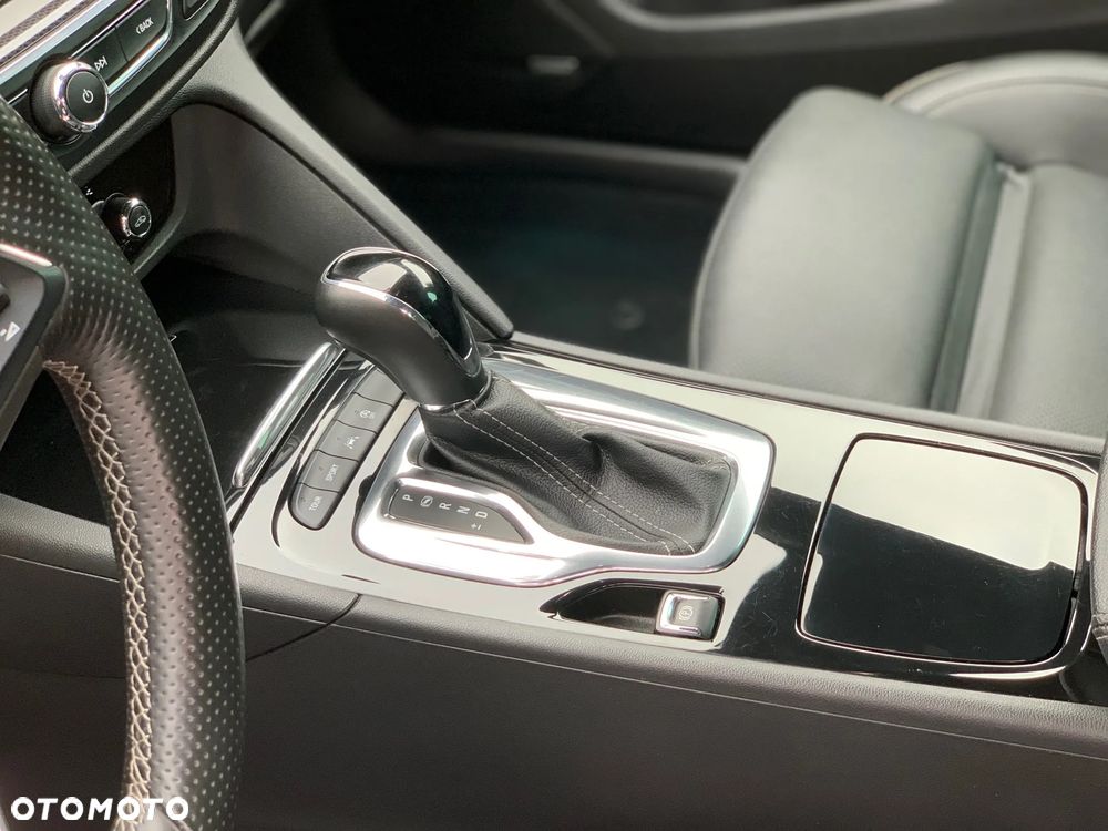 Opel Insignia 2.0 BiTurbo 4x4 Dynamic - 21