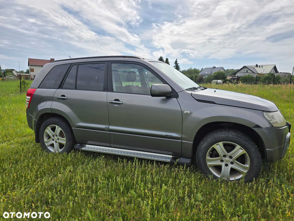 Suzuki Grand Vitara - 3