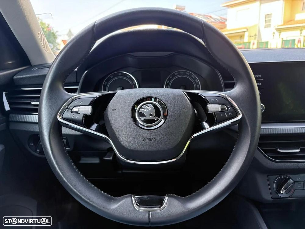 Skoda Kamiq 1.0 TSI Ambition - 38