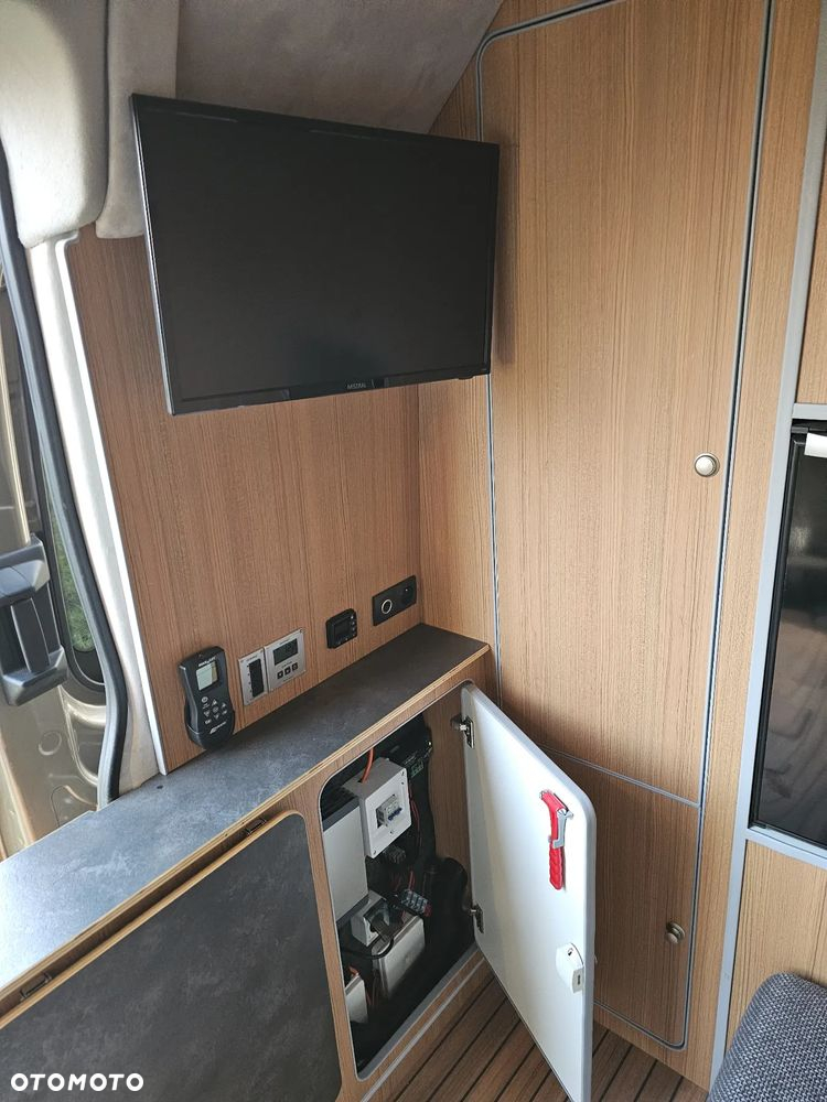 Ford TRANSIT CAMPERVAN - 13