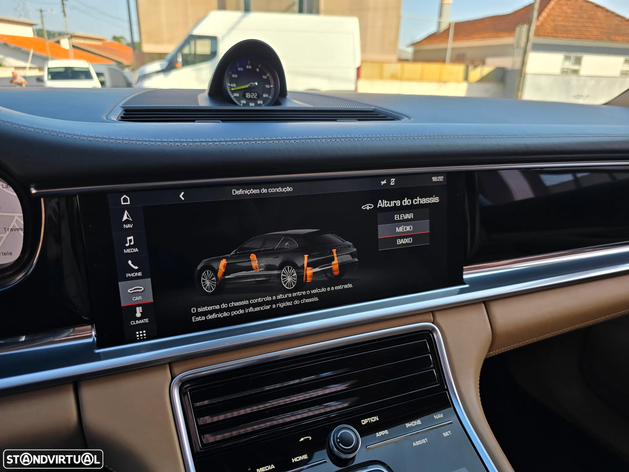 Porsche Panamera Sport Turismo 4 E-Hybrid - 13