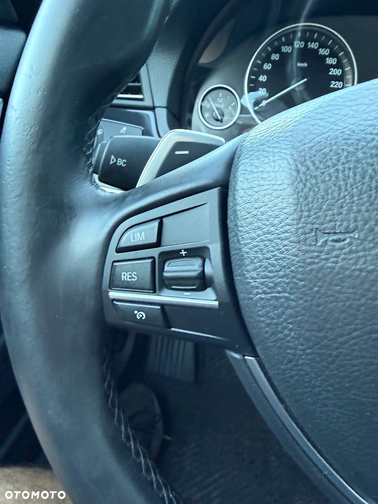 BMW Seria 5 - 21