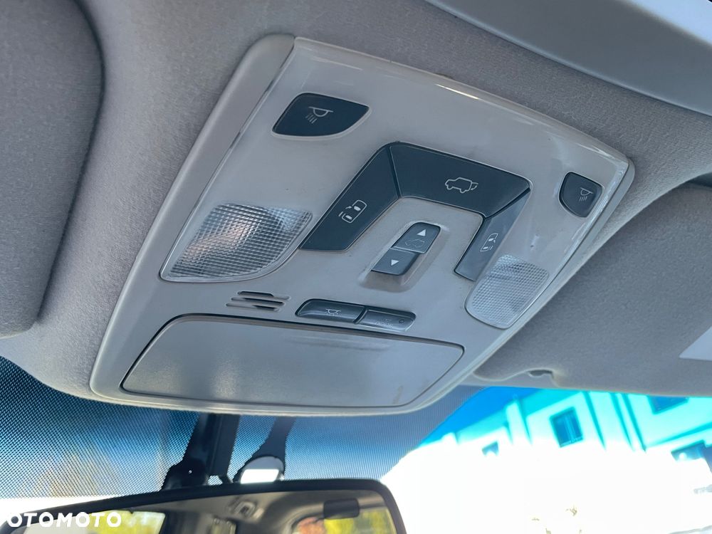 Toyota Sienna 3.5 V6 SE - 14