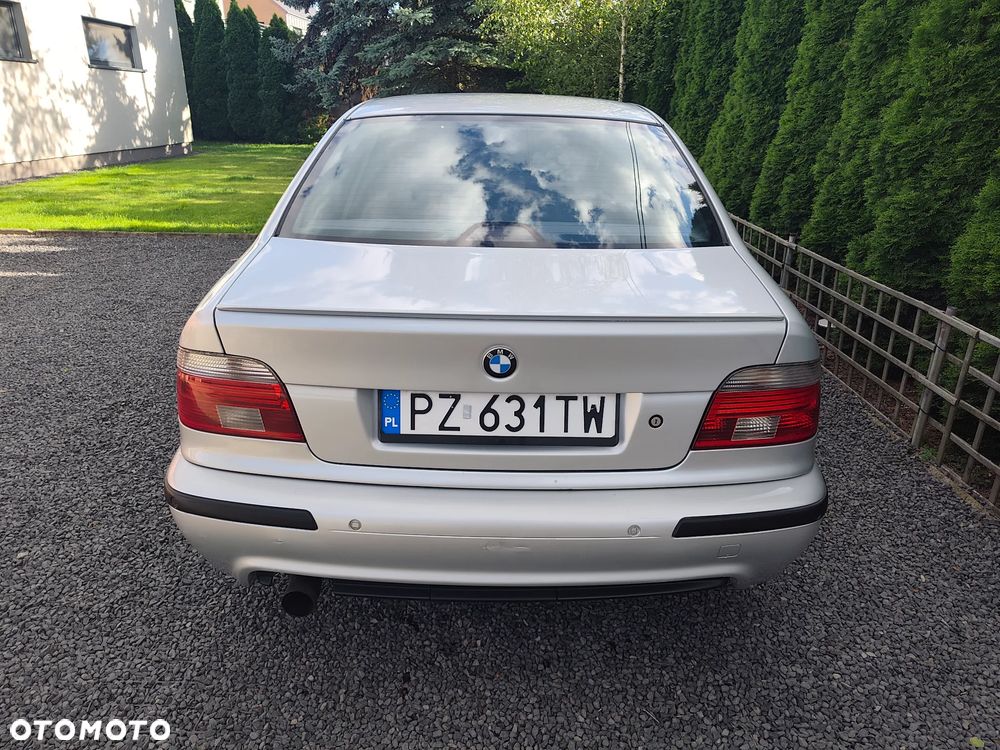 BMW Seria 5 - 16
