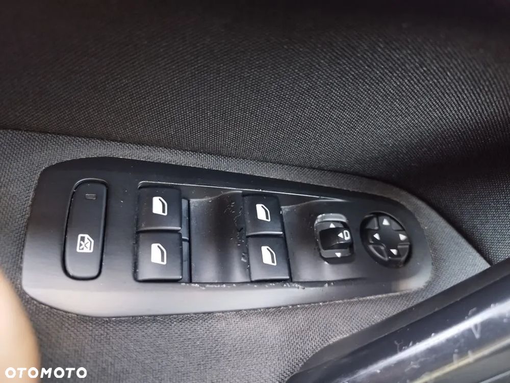 Peugeot 308 BlueHDi FAP 120 EAT6 Stop&Start Allure - 22