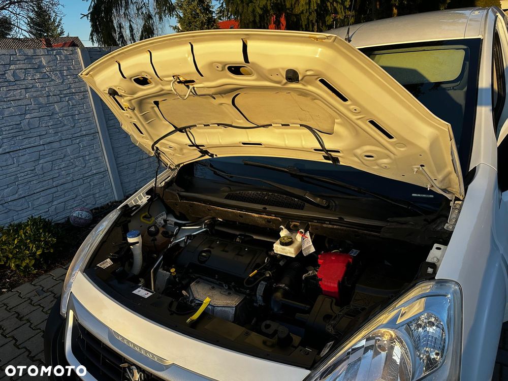 Peugeot Partner - 26