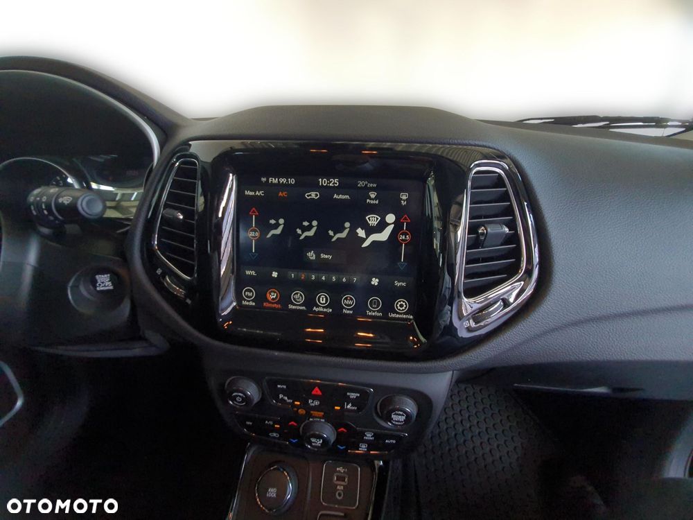 Jeep Compass 1.4 TMair Limited 4WD S&S - 13