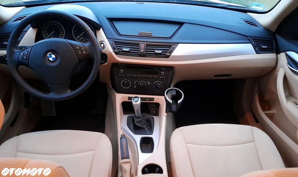 BMW X1 sDrive20d - 8