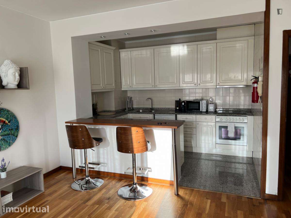 Apartamento com 1 quartos - localizado em Massarelos Porto - Grande imagem: 2/39