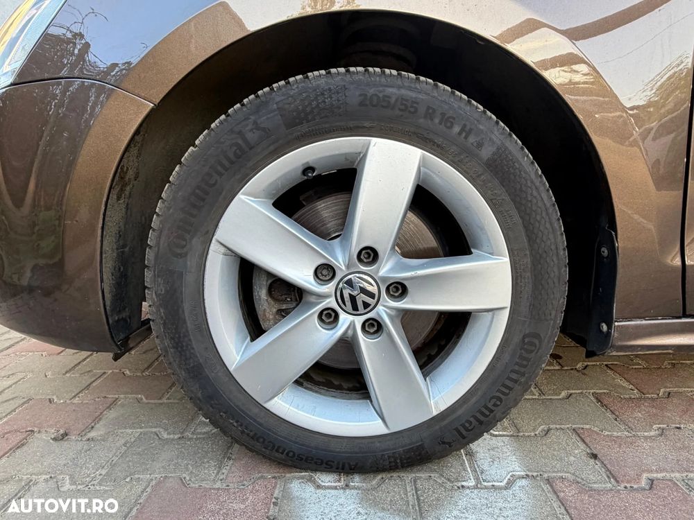 Volkswagen Jetta - 17