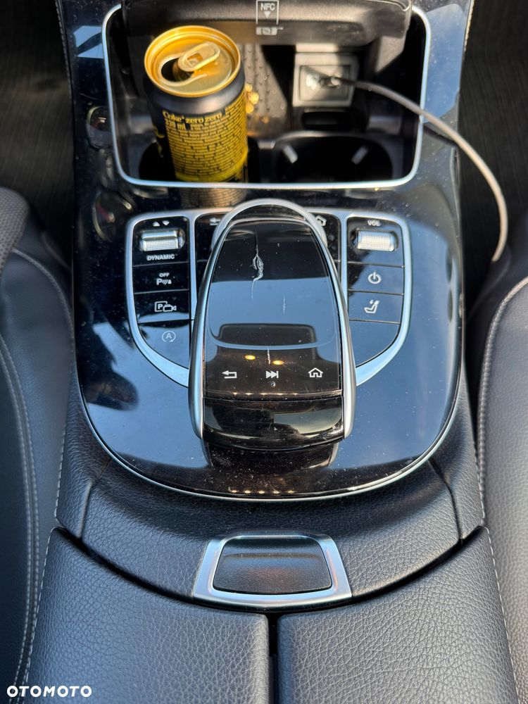 Mercedes-Benz Klasa E - 9