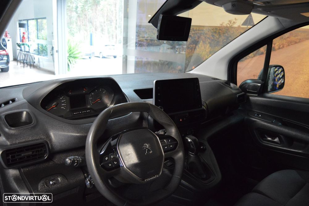 Peugeot Partner 1.5 BlueHDi Asphalt Longa - 32