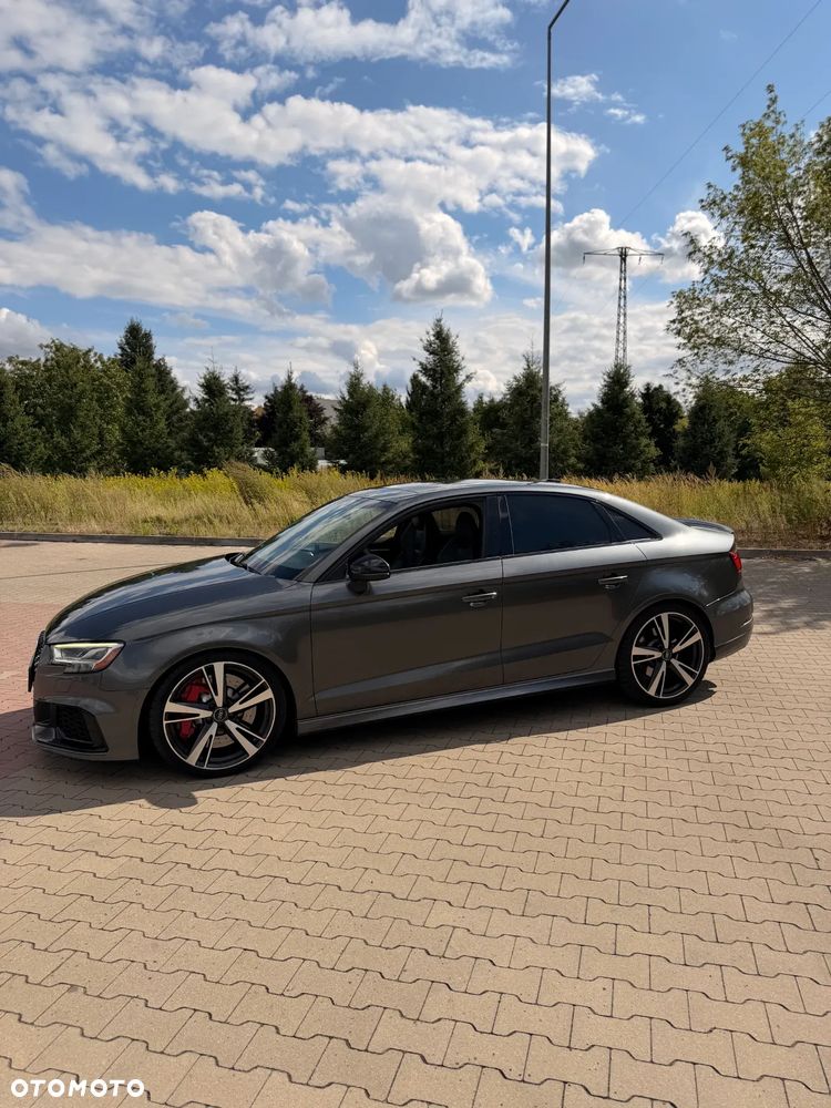 Audi RS3 Limousine - 15