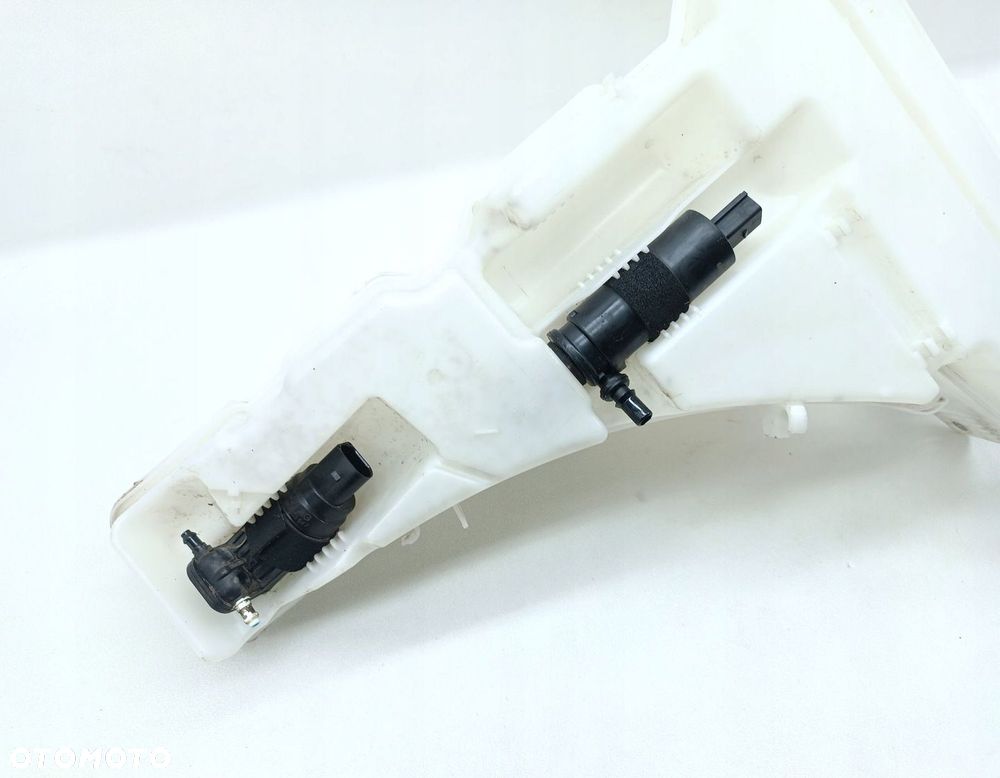 ZBIORNICZEK SPRYSKIWACZY AUDI A7 C8 4K 4K0955451B - 2