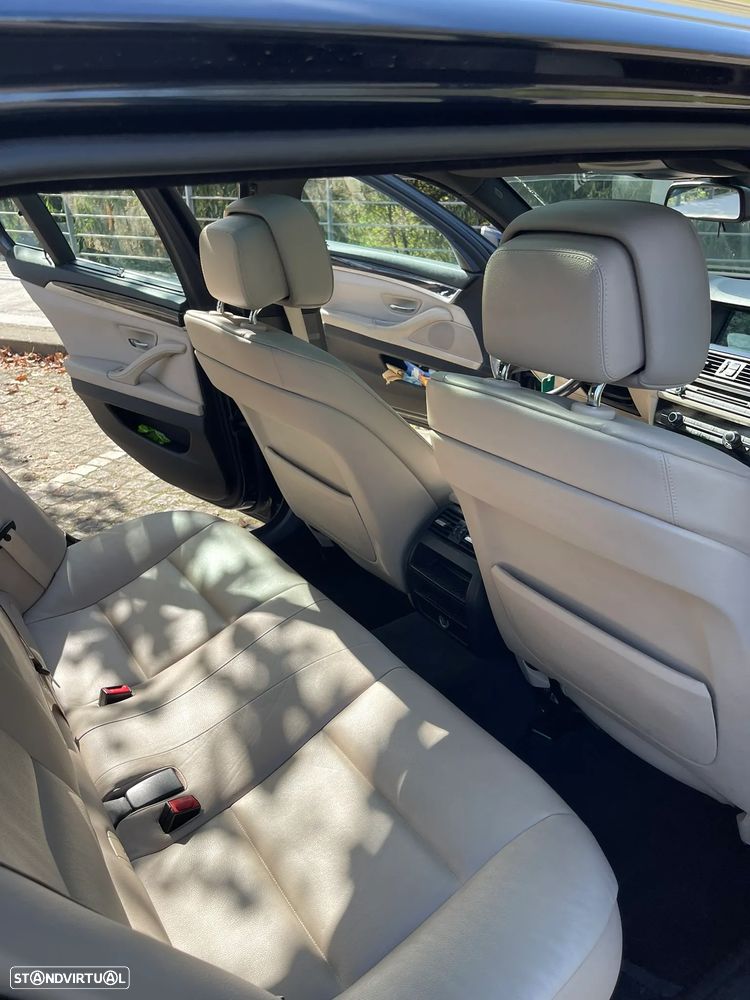 BMW 520 d Auto - 25