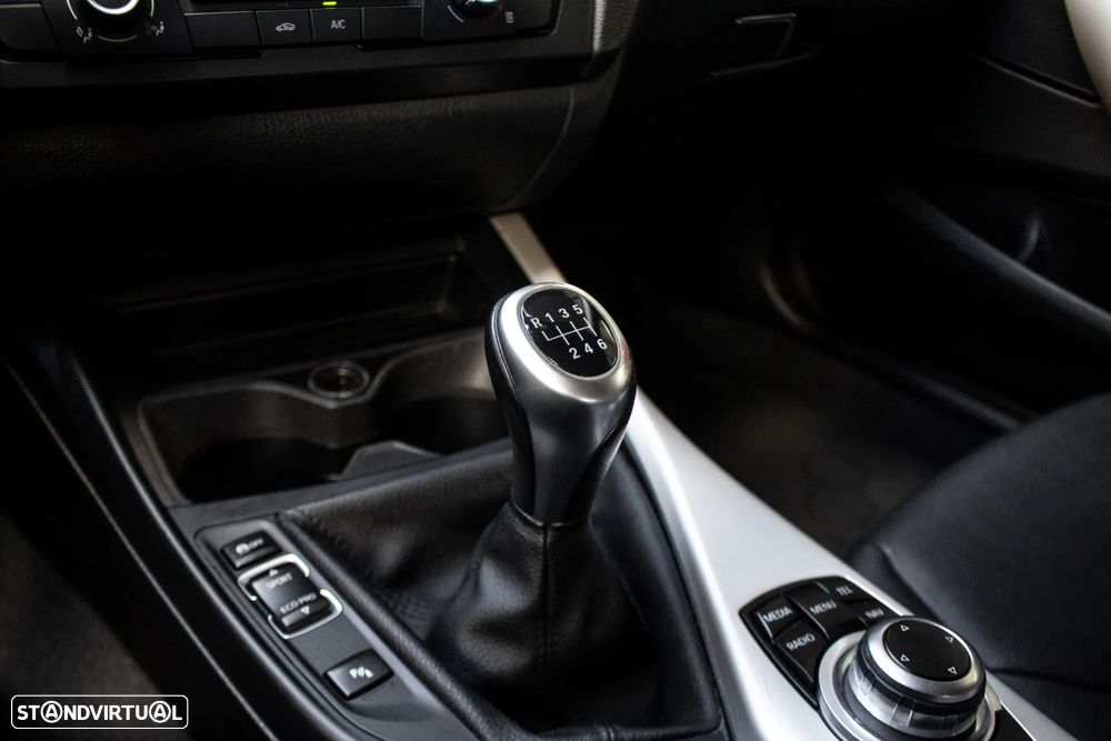 BMW 116 d EfficientDynamics Edition - 17